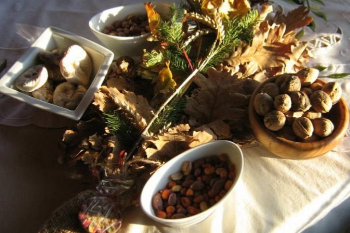 ОД ДЕНЕСКА БОЖИКНИ ПОСТИ: Да се исчистат духот и телото, но не само од мрсна храна, туку и од лоши мисли, зборови и лоши дела