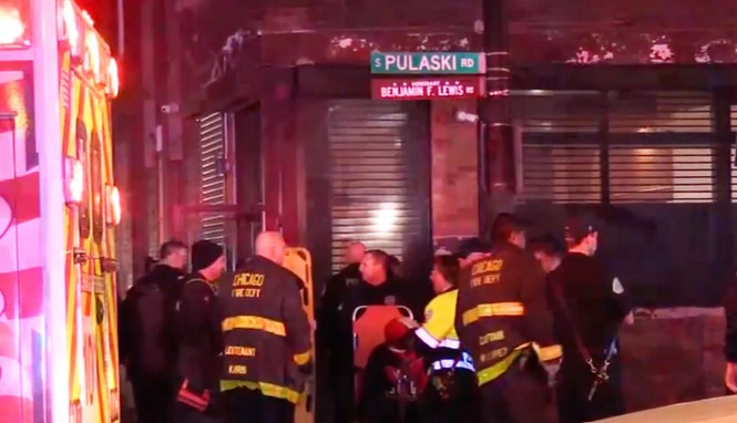 САД: Најмалку 15 лица застрелани во Чикаго на забава за Ноќта на вештерките