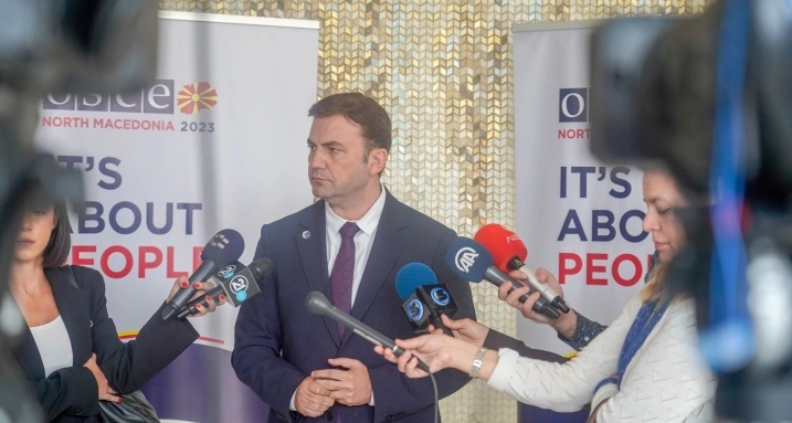 ОСМАНИ „ЧЕСТИ“ ДАТУМ: Ако ВМРО-ДПМНЕ гласа за уставните измени ќе оставиме тие да одлучат изборите да бидат денеска, утре, задутре…
