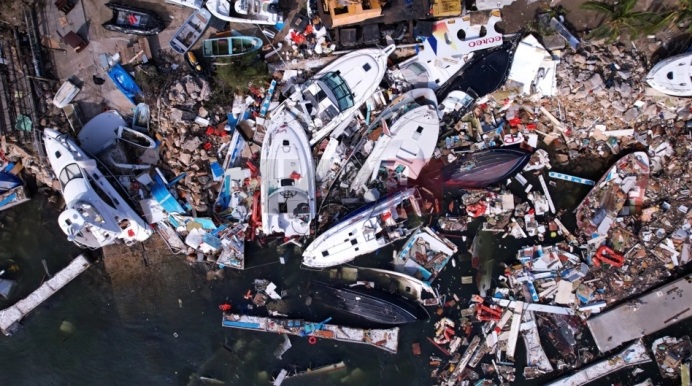 СМРТОНОСЕН УРАГАН ВО МЕКСИКО: Загинаа 39 лица во ураганот Отис, во кој имаше налети на ветрот со брзина од 270 до 330 км на час