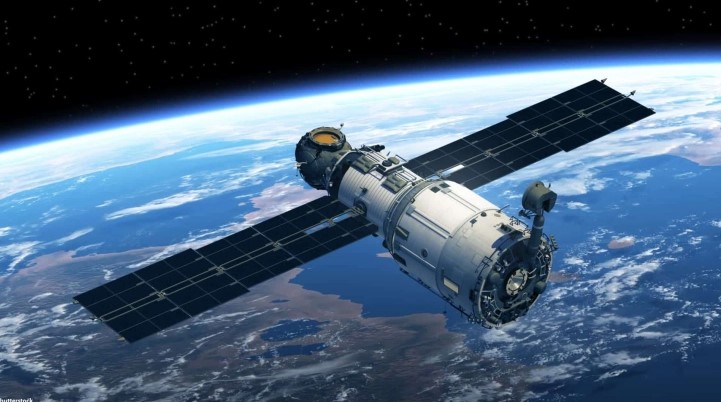 Астронаутки на НАСА изгубиле торба во вселената, може да се види и со двоглед