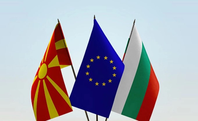 ЕК бара да се продолжи со спроведување на Преспанскиот договор и Договорот со Бугарија
