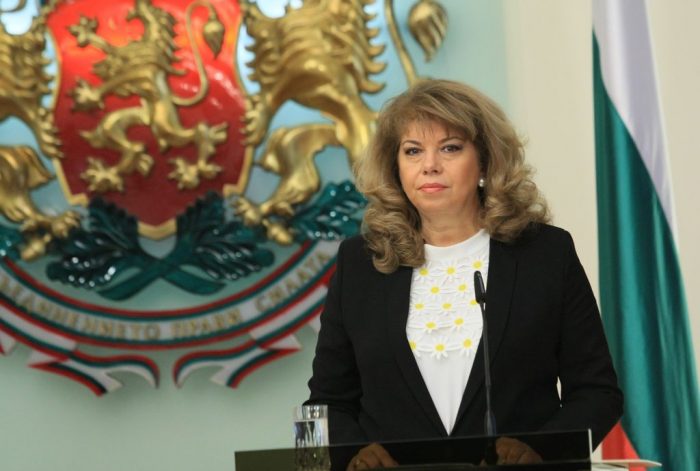 ЈОТОВА: Од вторник ги почнувам консултациите за нов технички премиер, кој мора да ја врати довербата на Бугарите во изборниот процес