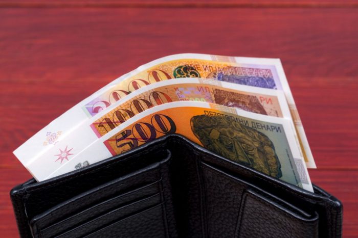 МИЦКОСКИ: Во март ќе има ново зголемување на платите во здравството и во образованието кое ќе изнесува меѓу 7,5 и 10 проценти