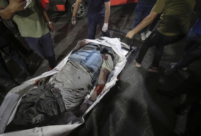 ПОЈАС ГАЗА: Загина репортерот Абу Хатаб на официјалната палестинска ТВ откако денеска израелски проектил ја погодил неговата куќа