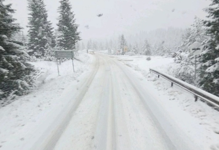 ЗИМАТА СТИГНА ВО СРБИЈА: Во западните делови падна првиот снег, во Ужице и Ивањица има и до 10 см снежна покривка