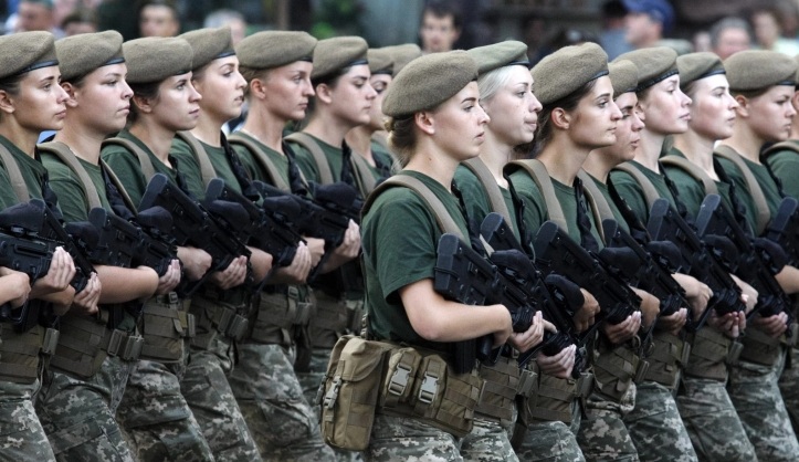 УКРАИНСКА ВОЈСКА: Во армијата на Украина служат над 40.000 жени, од кои над 5.000 се вклучени во директни борби на фронтот