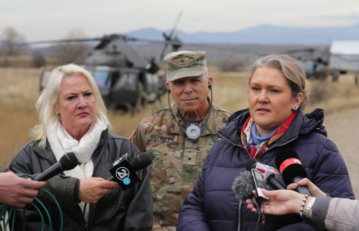ПЕТРОВСКА И АГЕЛЕР НА КРИВОЛАК: Министерката и амбасадорката во посета на војниците на САД на Храбар партнер 23