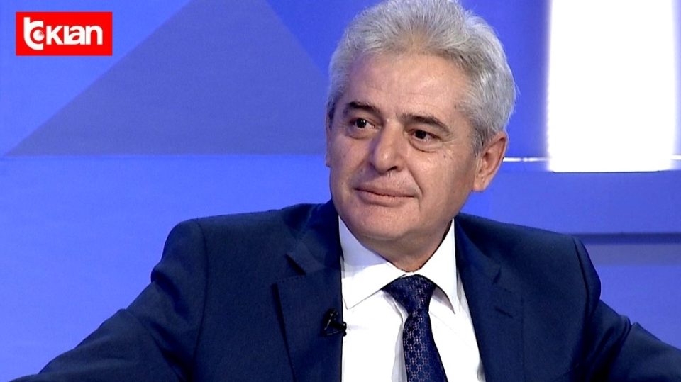 АХМЕТИ: Албин Курти ни се меша во политичката сцена на Албанците во Македонија, која по уставните измени за 4 години ќе влезе во ЕУ