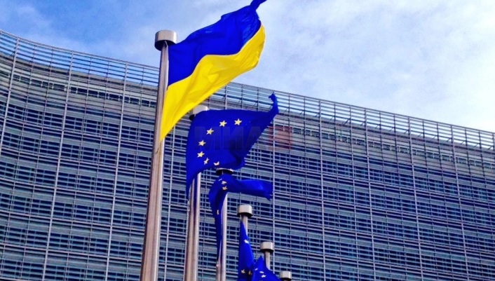 ФАЈНЕНШЛ ТАЈМС: ЕУ има намера до 2027-ма да собере 15 милијарди евра од замрзнатите руски средства за поддршка на Украина
