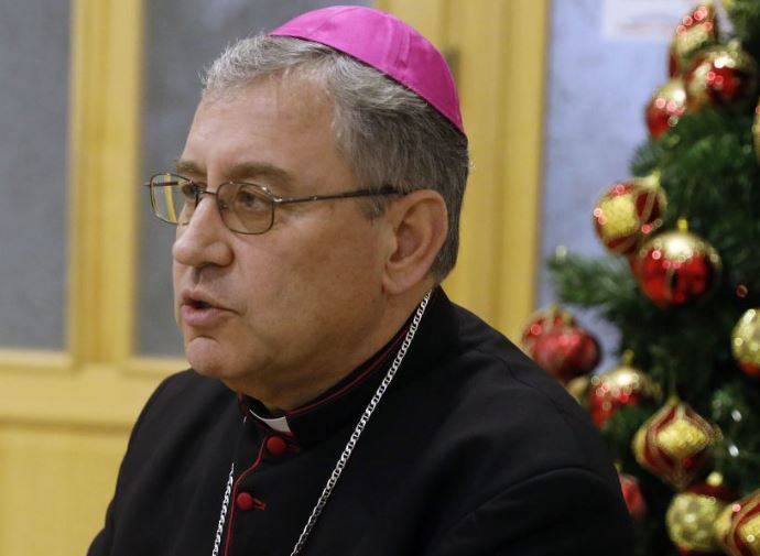 Божиќна честитка до католичките верници од бискупот Киро Стојанов