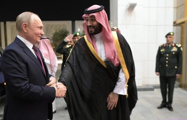 ПУТИН ВО С. АРАБИЈА: Бин Салман ја пофали соработката со Русија која помогна да се отстранат тензиите на Блискиот Исток