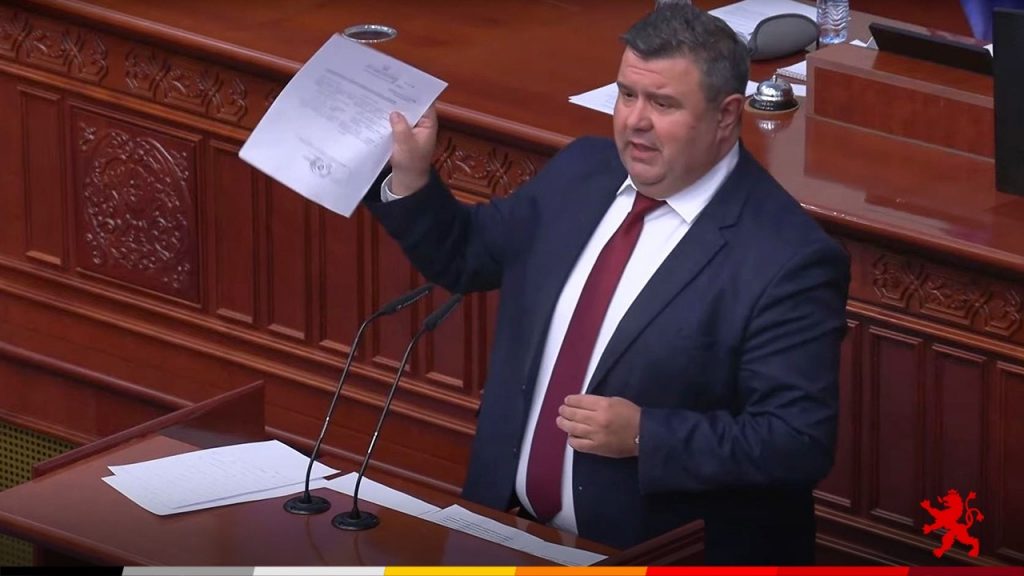 МИЦЕВСКИ: Разрешувањето на министрите е политичко барање на ДУИ организирано и спроведено од Груби