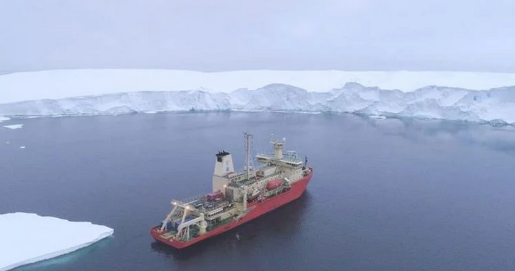 Катастрофа за целиот свет- најголемиот леденик се топи со огромна брзина