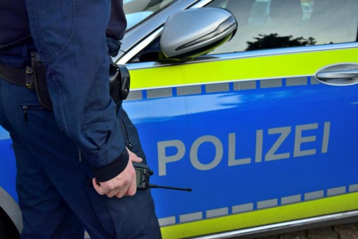 КРВАВ ОГНОМЕТ ВО ГЕРМАНИЈА: Најмалку 19 лица се повредени, меѓу кои и дете, за време на огномет на фестивалот во Диселдорф