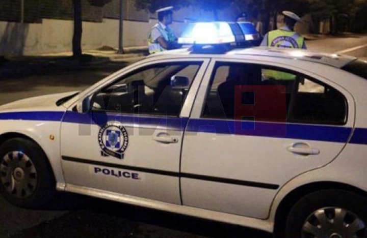 БОМБА ВО АТИНА: На експлозијата во близина на Министерството за труд и претходел анонимен повик до грчки весник