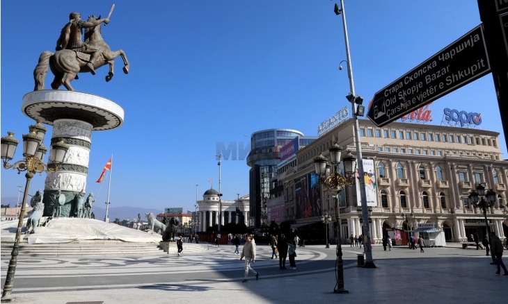 КОМПАРАТИВНА АНАЛИЗА: Расте довербата на граѓаните во опозициската ВМРО-ДПМНЕ, a рапидно паѓа кај владејачкиот СДСМ