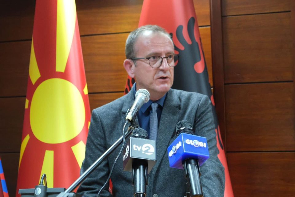КАНДИДАТУРИ: Таравари за претседател на Македонија од опозициските партии на Албанците, Османи се споменува од власта