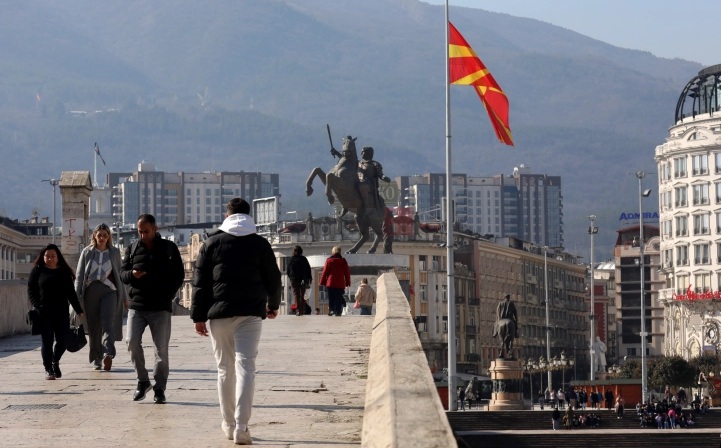 НАЈНОВА АНКЕТА НА МАРКЕТ ВИЖН: ВМРО-ДПМНЕ е во убедливо водство со 27,2 отсто пред СДСМ со 10,7 проценти од гласачите