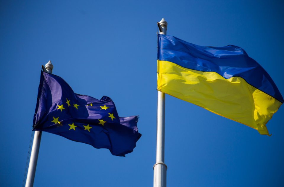 ПИСОНЕРО: ЕК донесе одлука дека Украина и Молдавија ги исполнуваат условите за отпочнување преговори за членство во ЕУ