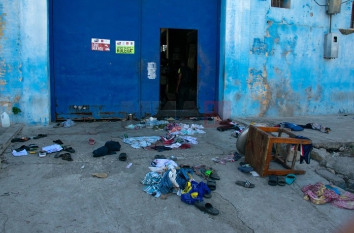 ВОНРЕДНА СОСТОЈБА ВО ХАИТИ: Вооружените банди упаднаа во затворот во Порт-о-Пренс и ослободија 4.000 затвореници