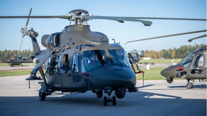 ПЕТРОВСКА: Нови 8 хеликоптери ќе купиме за 249,9 милиони евра, а старите што ги имаме ќе ги продадеме или ќе ги подариме