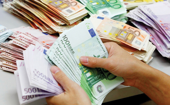 Девизните резерви на крајот на февруари речиси 4,35 милијарди евра