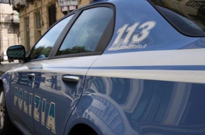 ПЕТ КИЛА КОКАИН НА АЕРОДРОМ: Кинеска државјанка уапсена во Рим, дрогата спакувана во пликови ја пренесувала во куфер