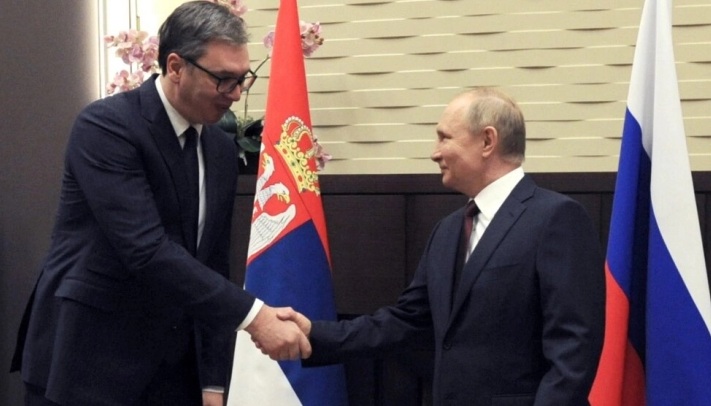 ВУЧИЌ МУ ЈА ЧЕСТИТА ПОБЕДАТА НА ПУТИН: И благодариме на Русија за поддршката што ја дава на територијалниот интегритет на Србија