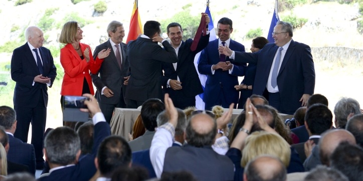 ВОА: Грција одблизу ја следи употребата на името Македонија во кампањата, САД очекуваат да се одржи духот на Договорот од Преспа