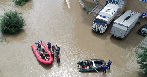 Пукна брана во Русија, во тек е итна евакуација