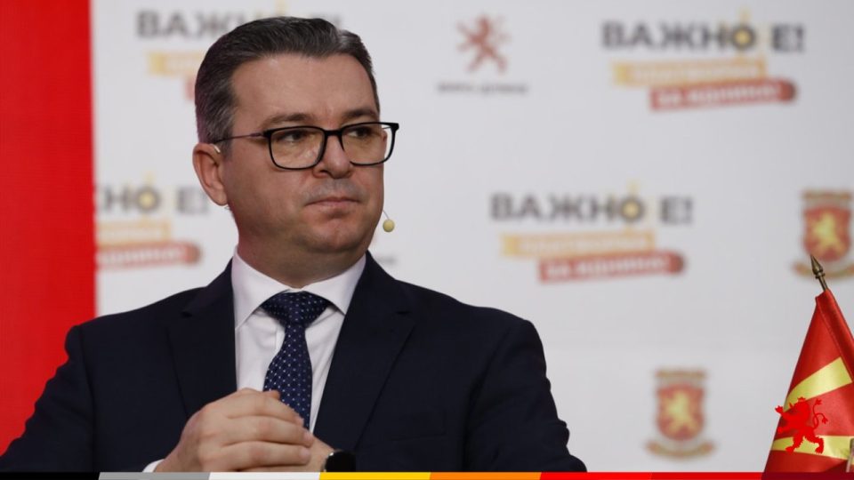 ТРИПУНОВСКИ: Директорот на Македонски шуми да си поднесе оставка, а Владата да обезбеди пари за платите на вработените