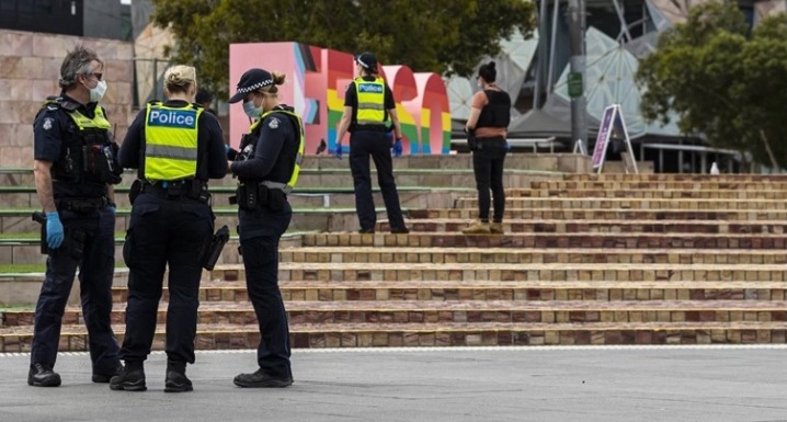 АВСТРАЛИСКА ПОЛИЦИЈА: Терористички акт е нападот со нож врз епископот на црковна богослужба во близина на Сиднеј