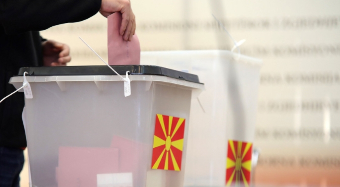 ДИК: До 15 часот, на претседателските избори гласале 31,53 отсто, на парламентарните 36,56 отсто гласачи