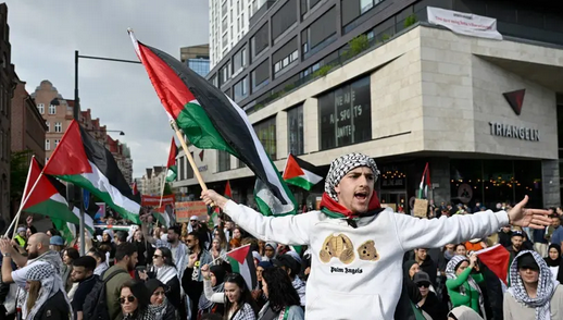 ПРЕД ЕВРОВИЗИСКОТО ФИНАЛЕ: Големи пропалестински протести во Малме, се бара исклучување на Израел од натпреварот