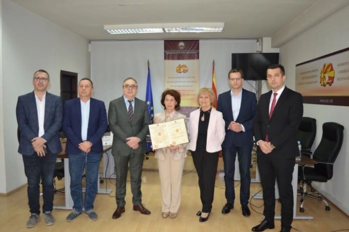 ОФИЦИЈАЛНО ОД ДИК: Гордана Силјановска Давкова го доби Уверението за шести претседател на Република Македонија