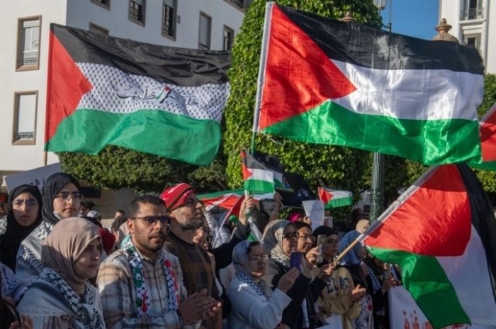 ПРОТЕСТЕН МАРШ ВО МАРОКО: Неколку илјади Мароканци во Казабланка демонстрираа и извикуваа „слобода за Палестина“