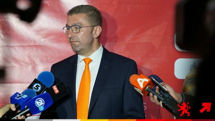 МИЦКОСКИ: Во моментот ВМРО-ДПМНЕ има консолидирано точно 61 пратеник, а продолжуваат и разговорите со Вреди