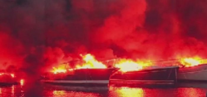 ГОЛЕМ ПОЖАР ВО ХРВАТСКА: Изгорена најмалку 30 јахти во пристаништето Медулин, чија просечна цена е околу 150.000 евра