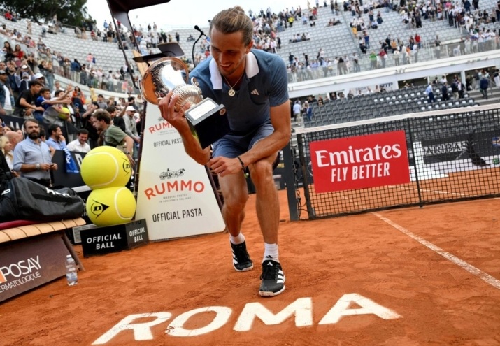 МАСТЕРС ВО РИМ: Тенисер Зверев стана третиот играч од 2000 година што ја освоил титулата на овој турнир повеќе од еднаш