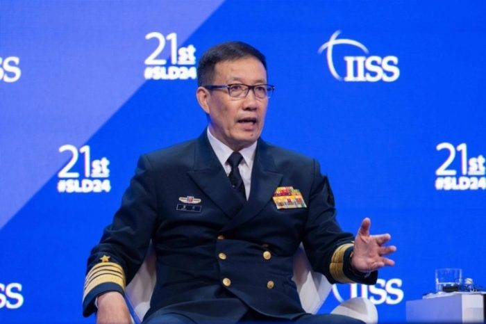Кинескиот министер за одбрана во Сингапур го повтори цврстиот став на Пекинг за Тајван