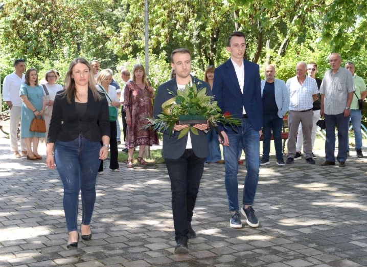 ДЕНЕСКА ВО ЃОРЧЕ ПЕТРОВ: Цвеќе и почит на 103-годишнината од смртта на македонскиот револуционер, чие име го носи општината