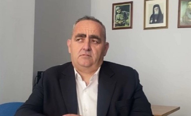 Во Албанија одземен мандатот на грчкиот градоначалник на Химара