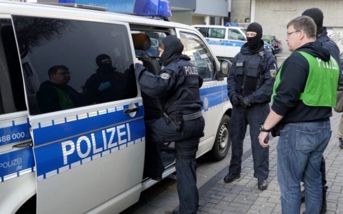 УАПСЕНИ ДВАЈЦА БУГАРИ: Германската полиција се сомнева дека подметнале пожар близу компании за одбранбена технологија