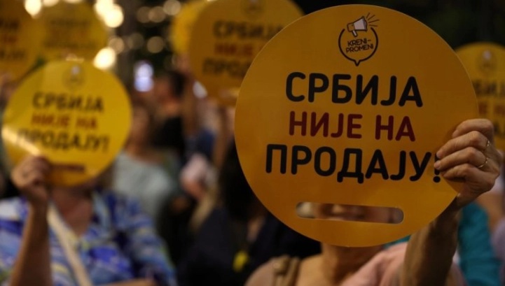 ПРОТЕСТИ ВО СРБИЈА: МВР и БИА уапсиле 4 лица кои планирале напад врз полицијата и насилство на вечерашниот протест