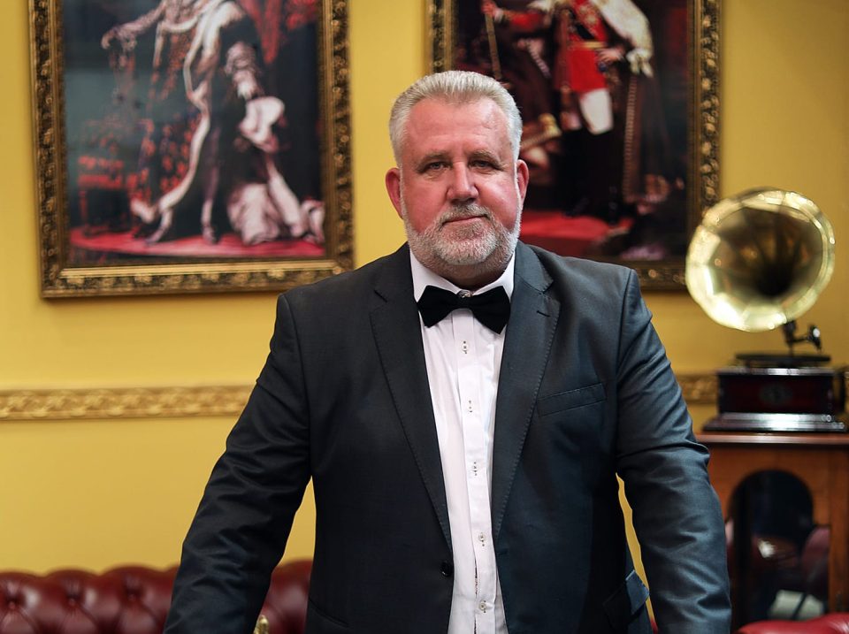 ПРОФ. КЕКЕНОВСКИ: Изјавата „имам чувство“ за која СДСМ поднесе кривична пријава против Мицкоски е обид на политиката да глум право