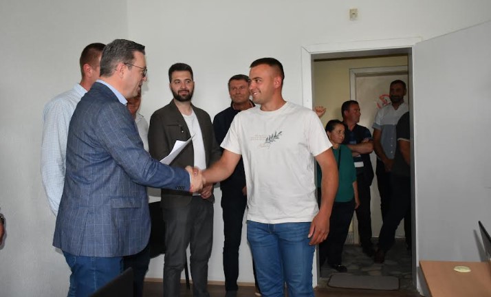 ТРИПУНОВСКИ: Во општина Прилеп се доделија 192 договори на земјоделците
