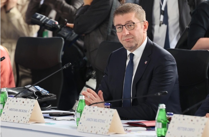 ДОБРА ВЕСТ ОД САМИТОТ ВО ТИРАНА: Премиерот Мицкоски носи договор за стратешко партнерство на Македонија со Велика Британија