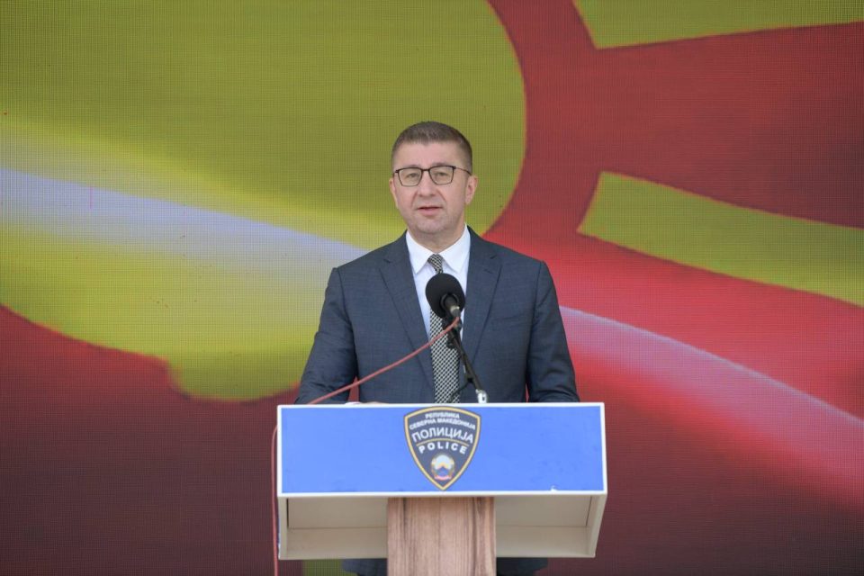 МИЦКОСКИ: Нема веќе место за врски, завршено е времето кога пораките „ќе средиме“ и „ќе се јавам“ беа погласни од законот во Македонија