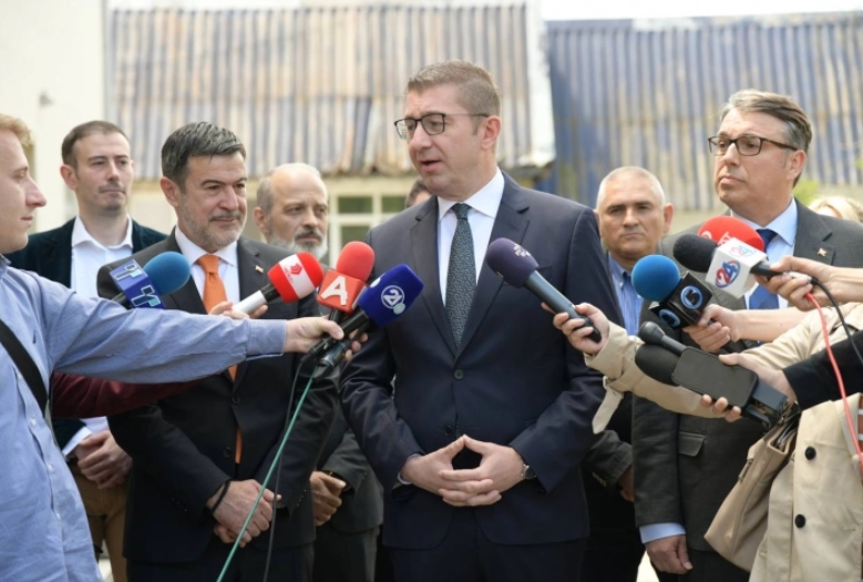 МИЦКОСКИ: Стратешкото партнерство носи модернизација на МЖ, изградба на болници во Штип, Кичево, Тетово и други проекти